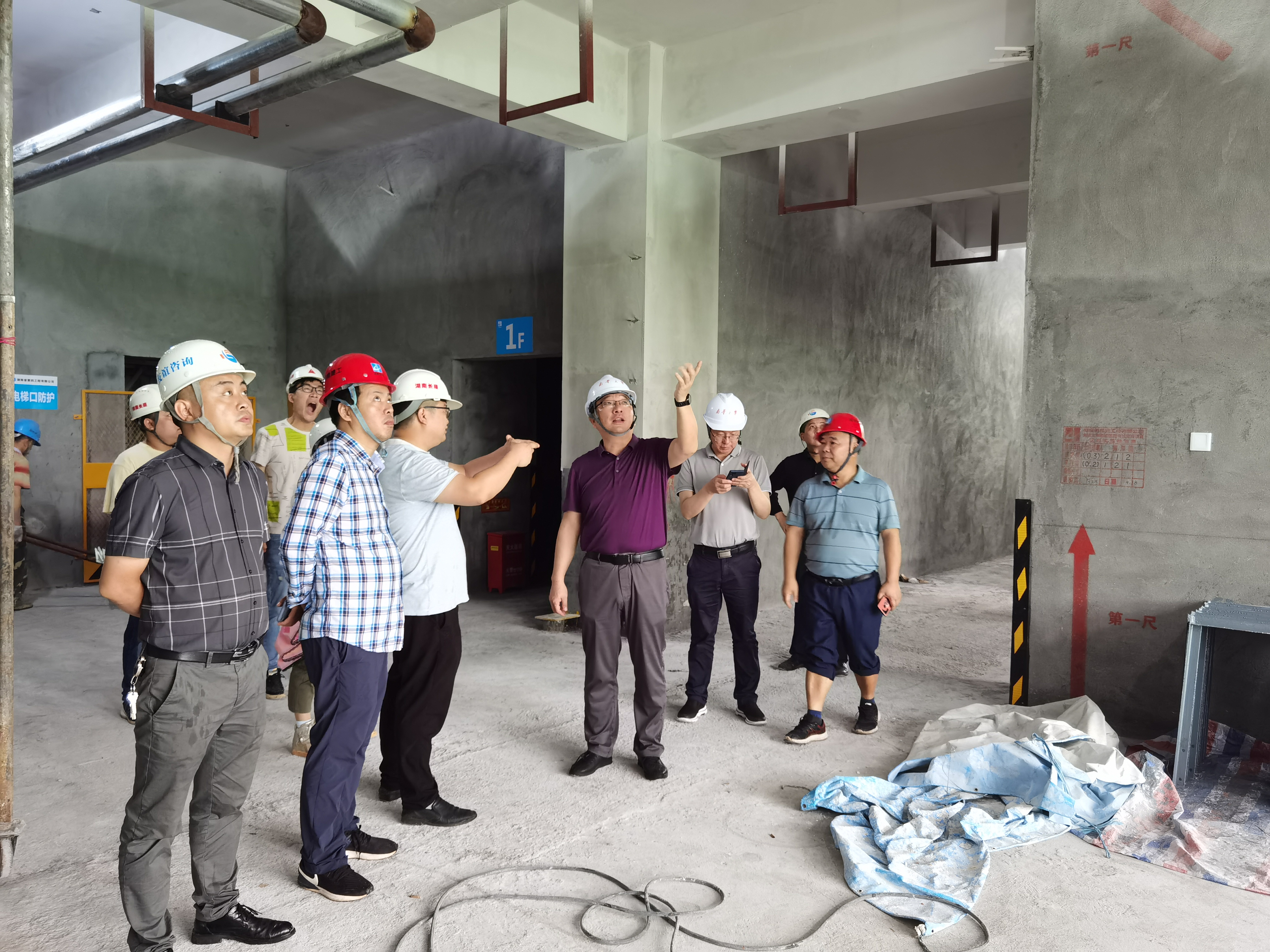 365英国上市公司