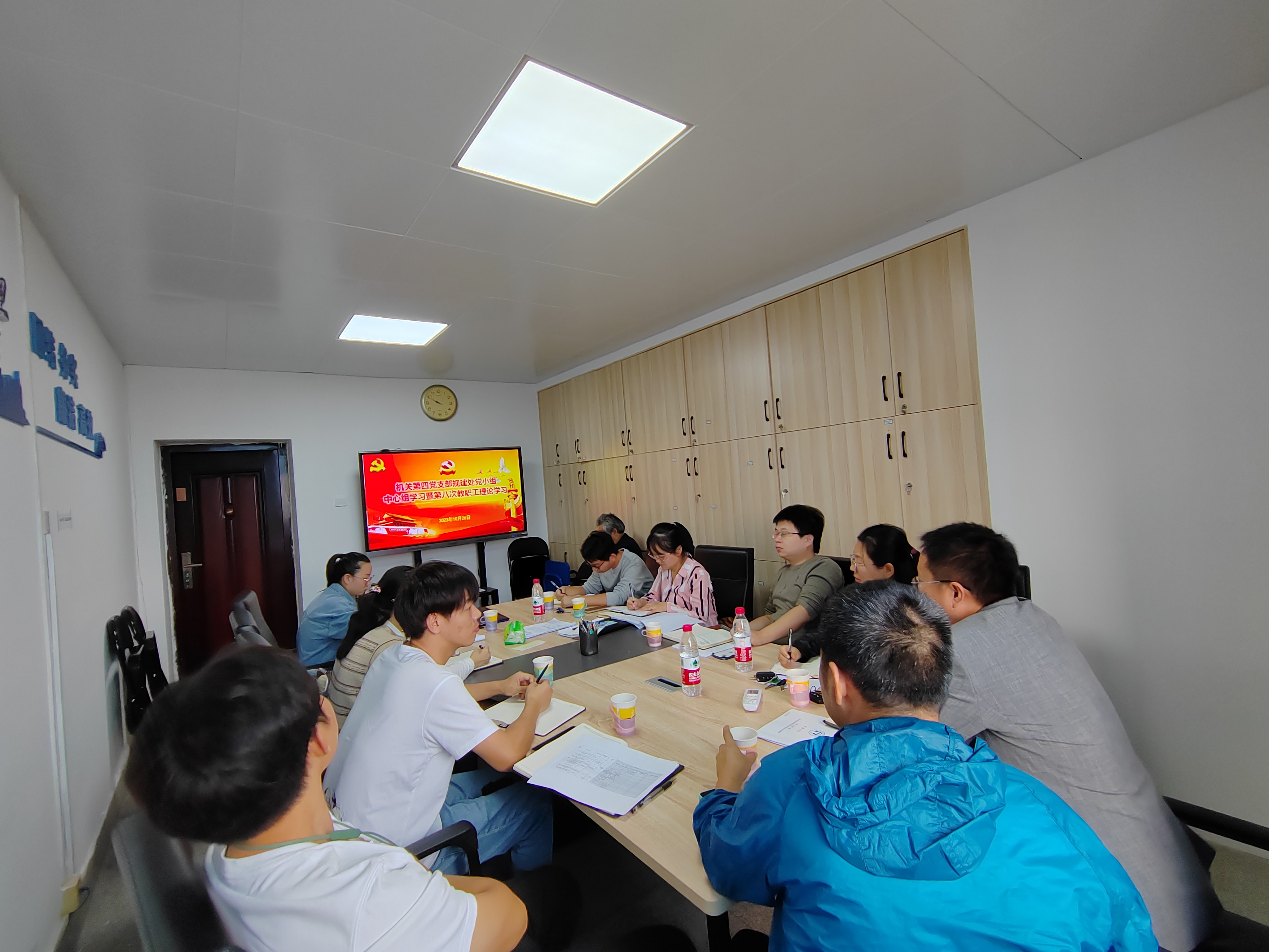 365英国上市公司