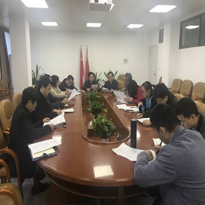 365英国上市公司