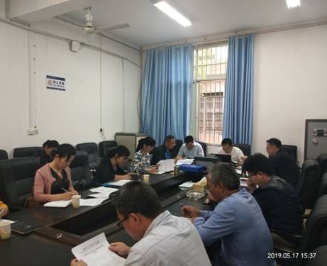 365英国上市公司