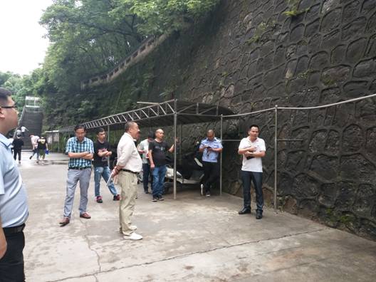 365英国上市公司